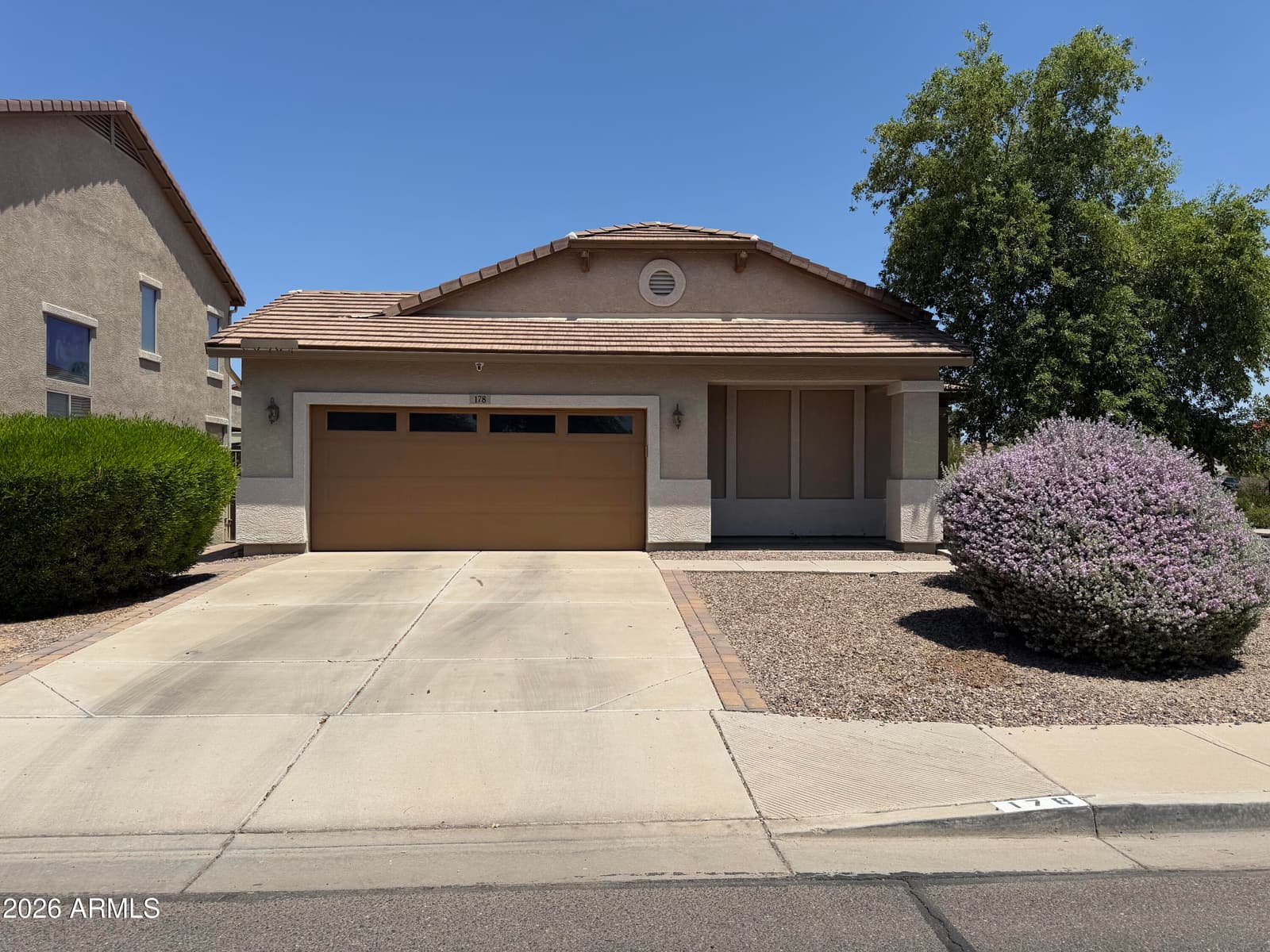 178 W PACIFIC Drive, Casa Grande, AZ 85122 — photo 1 of 5