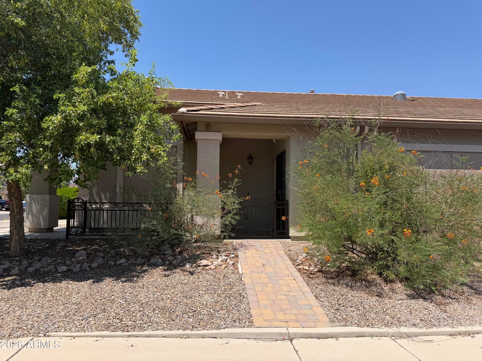 178 W PACIFIC Drive, Casa Grande, AZ 85122 — photo 4 of 5