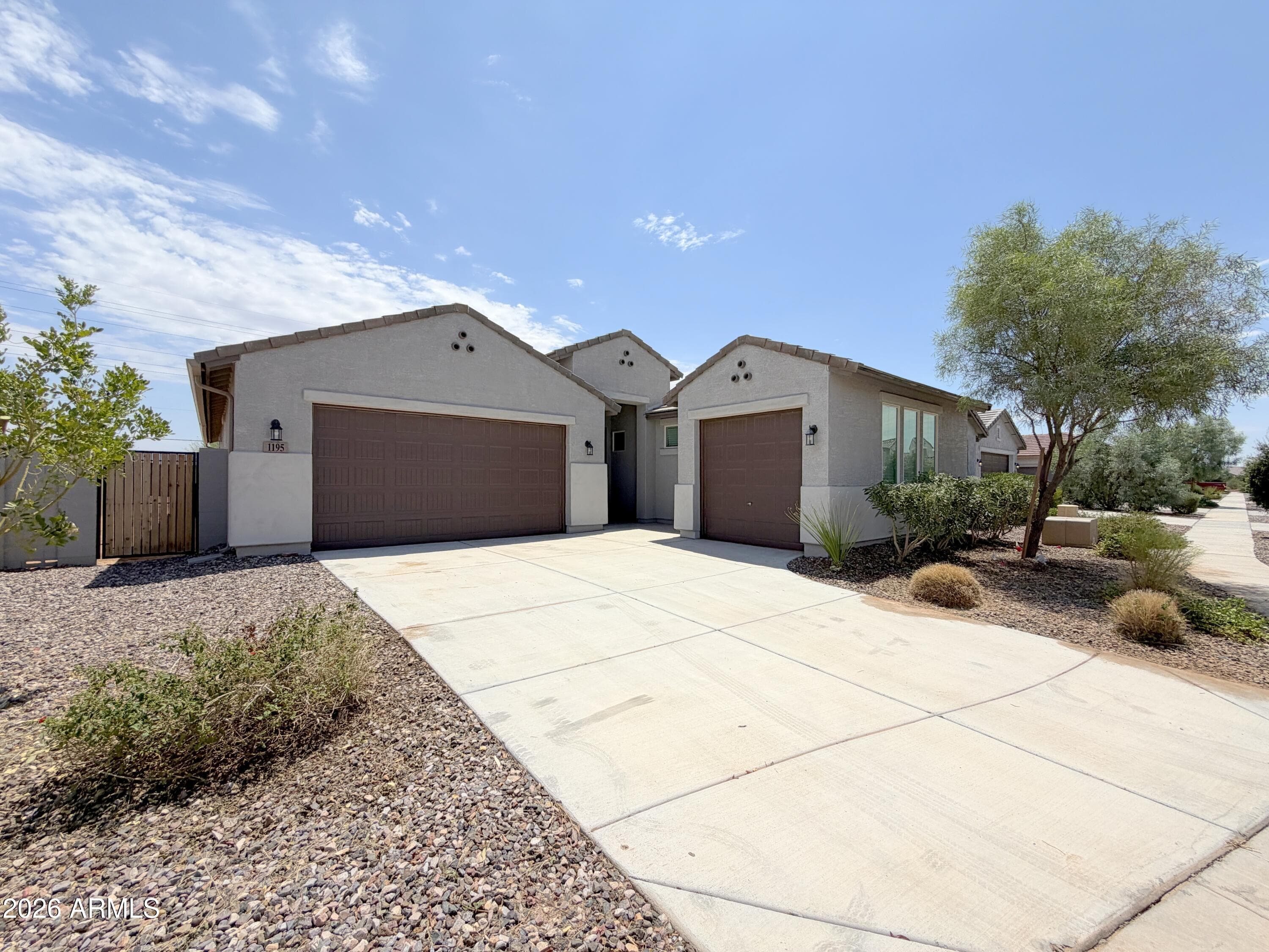 1195 E RIVERTON Place, Casa Grande, AZ 85122 — photo 2 of 41