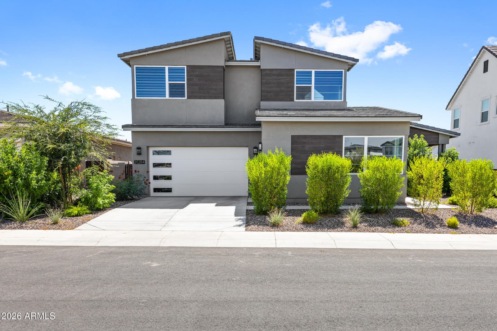 35284 N BARLEY Street, San Tan Valley, AZ 85144