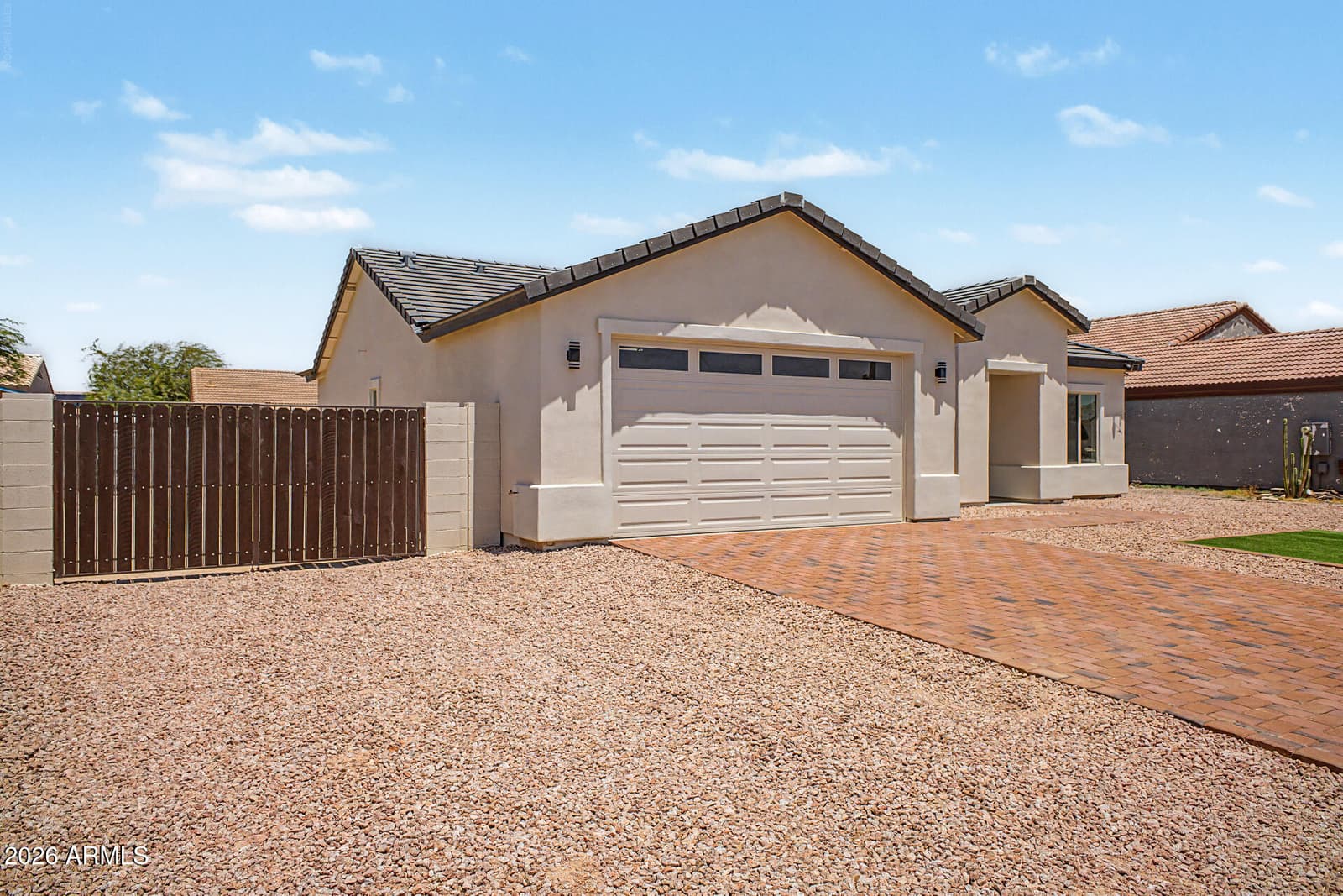 9540 W KRAMER Lane, Arizona City, AZ 85123 — photo 6 of 33