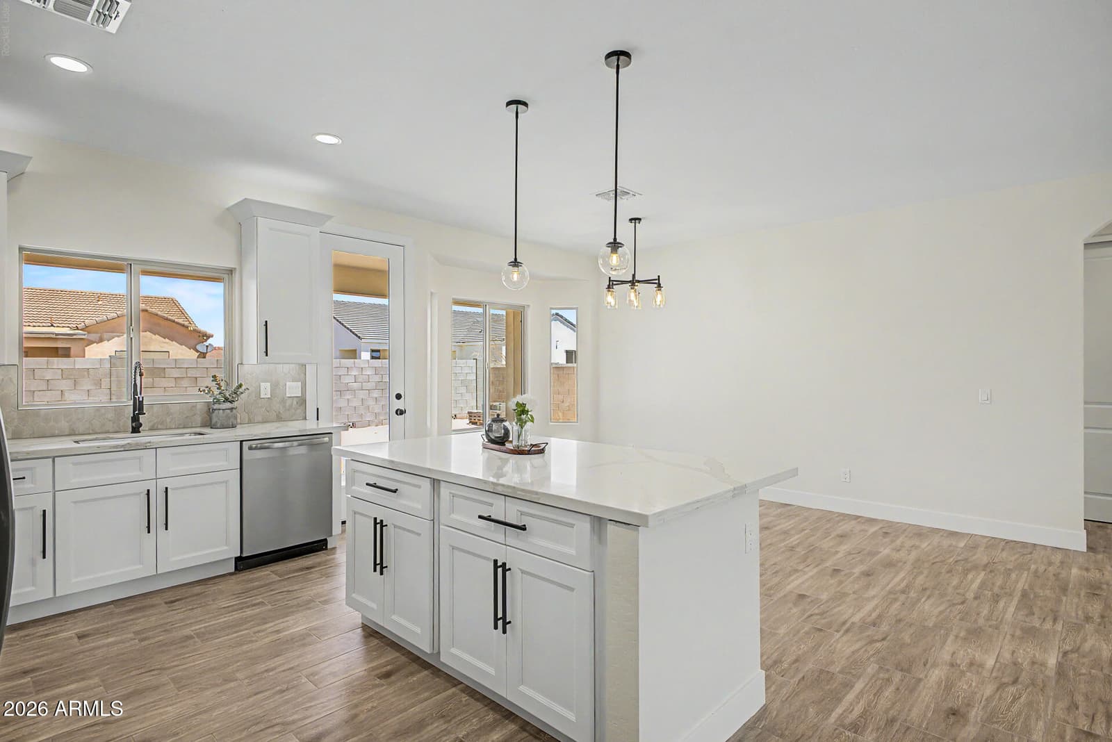 9540 W KRAMER Lane, Arizona City, AZ 85123 — photo 14 of 33