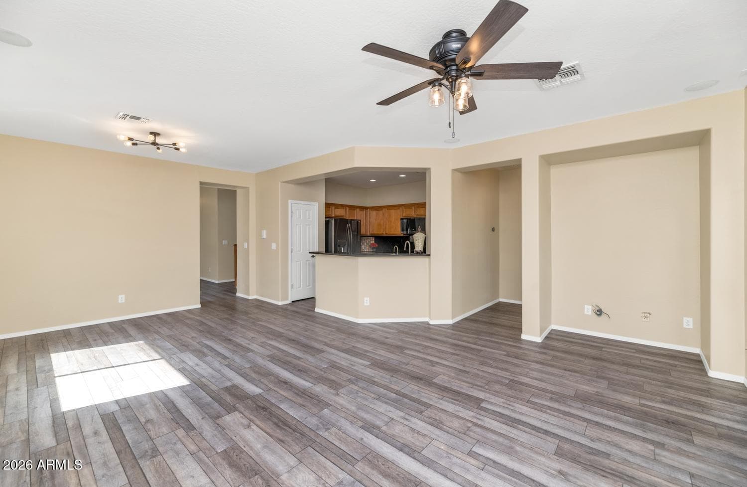 39512 N Prairie Lane, Anthem, AZ 85086 — photo 8 of 43