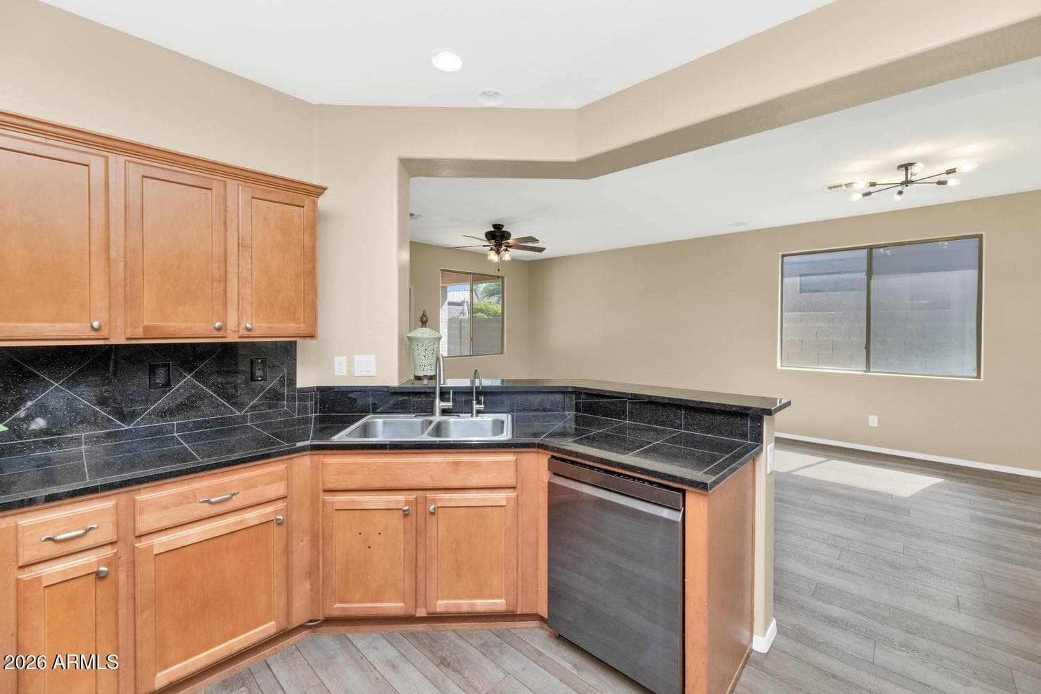 39512 N Prairie Lane, Anthem, AZ 85086 — photo 14 of 43