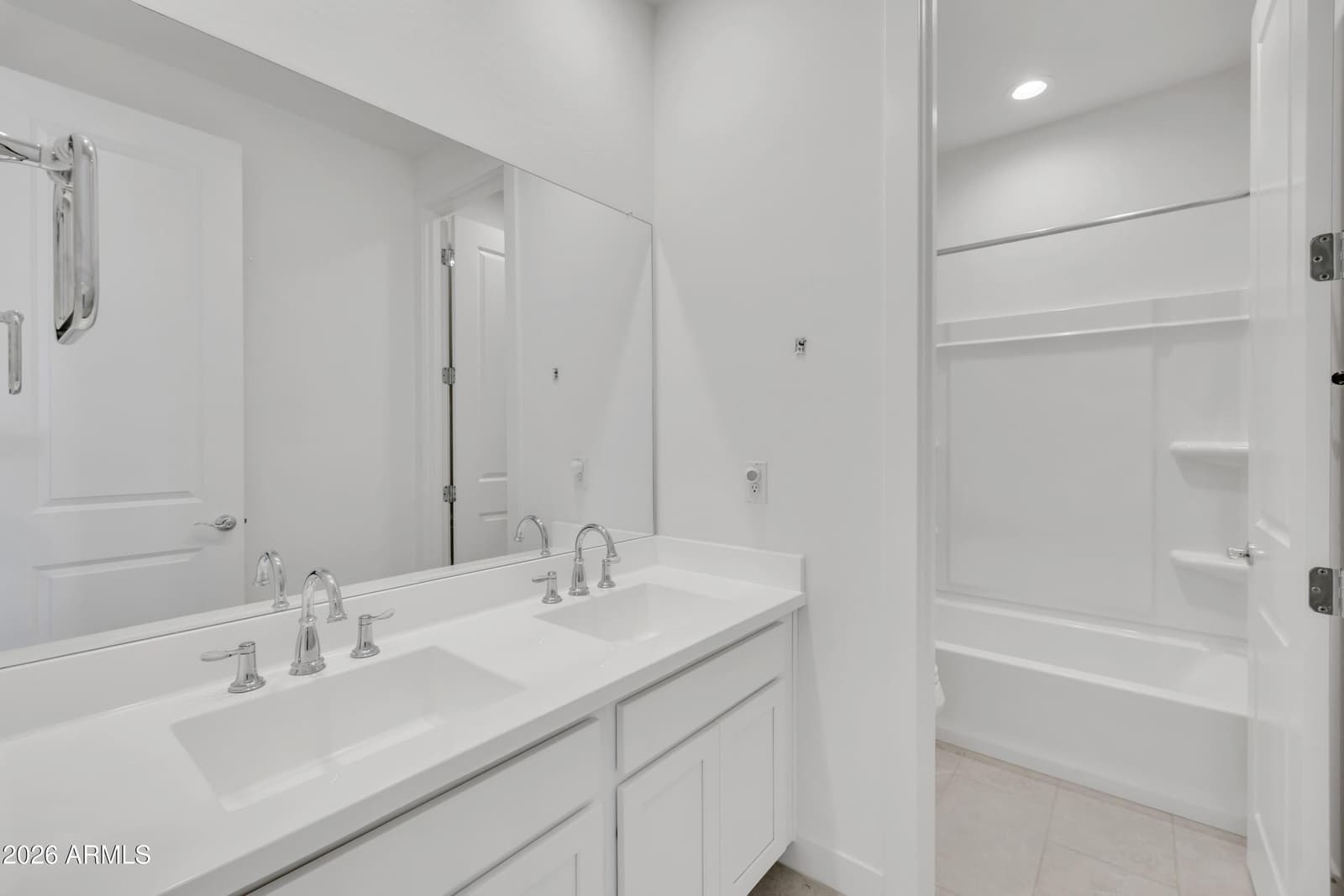 3298 W Garnet Street, San Tan Valley, AZ 85144 — photo 57 of 77
