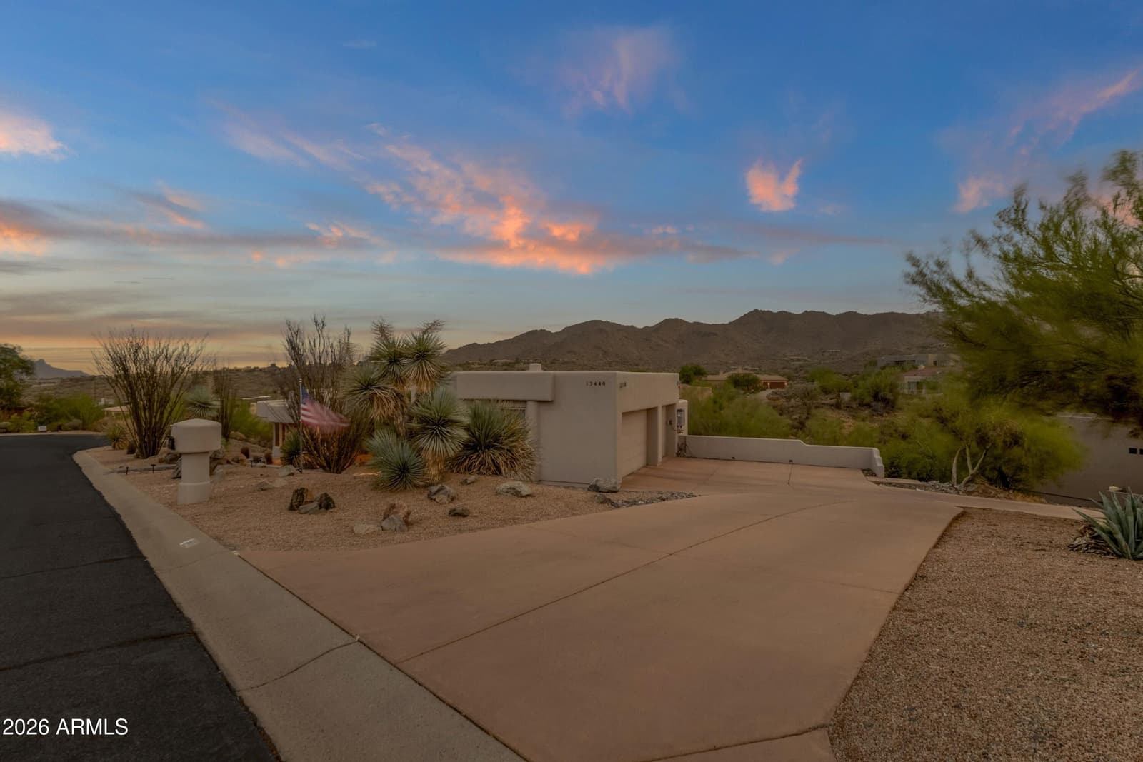 15440 N Cabrillo Drive, Fountain Hills, AZ 85268 — photo 4 of 66