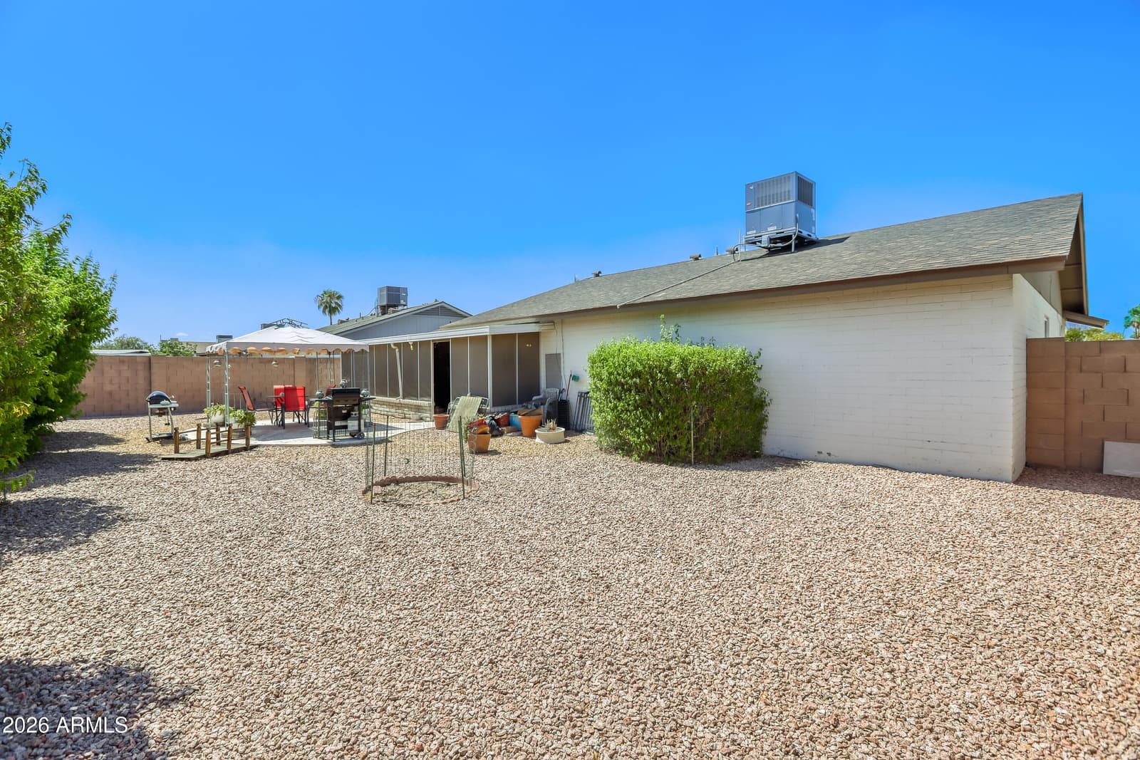 10505 W Echo Lane, Peoria, AZ 85345 — photo 13 of 28