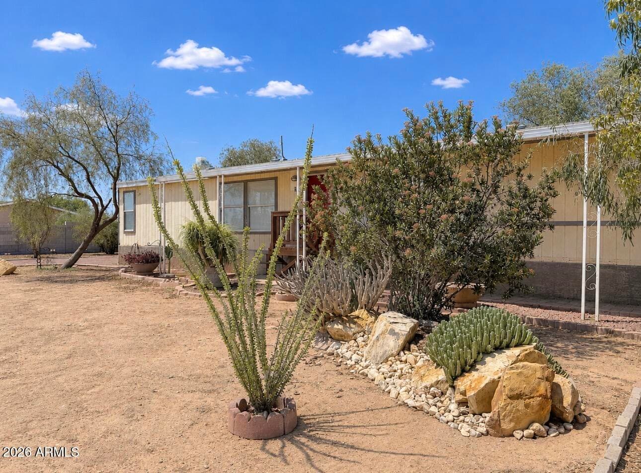22216 W Bajada Drive, Wittmann, AZ 85361 — photo 2 of 34