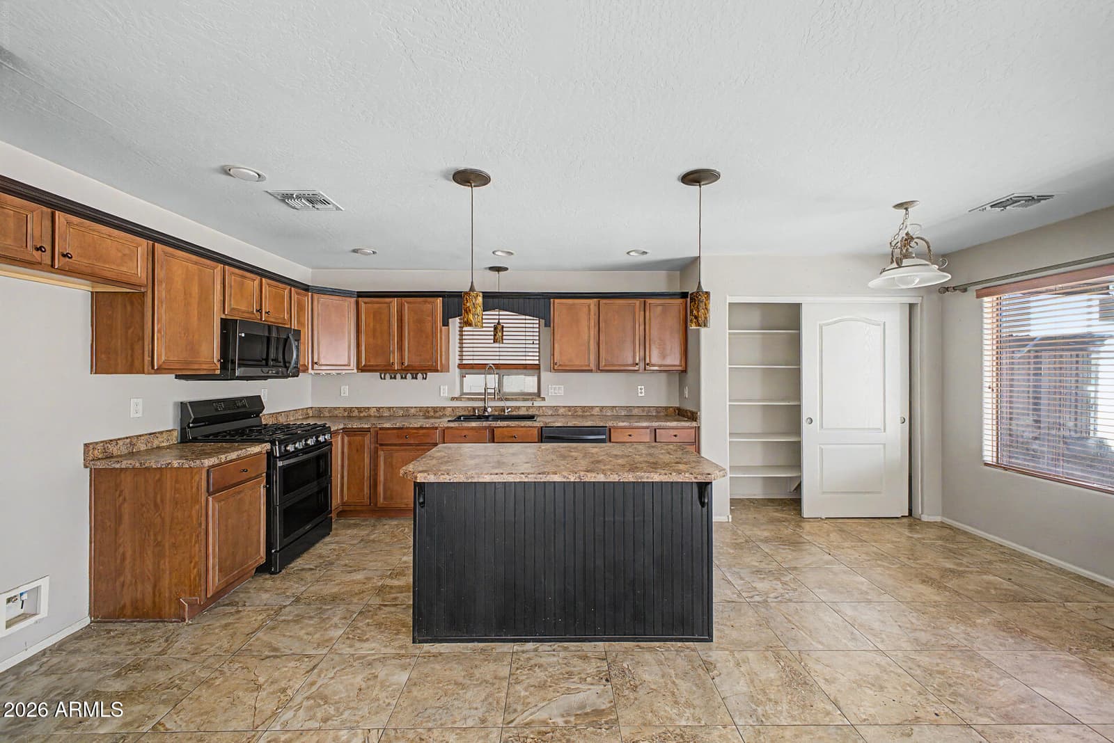 44865 W Applegate Road, Maricopa, AZ 85139 — photo 8 of 29