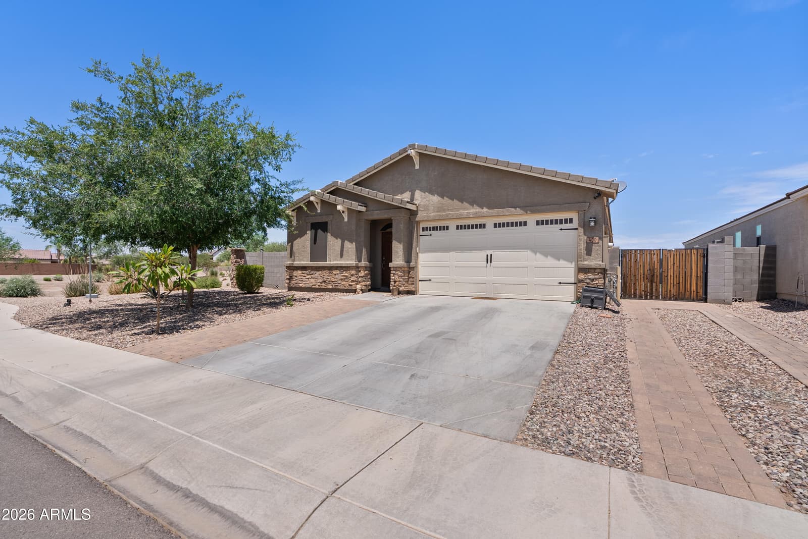 400 W Chaska Trail, San Tan Valley, AZ 85140 — photo 2 of 40
