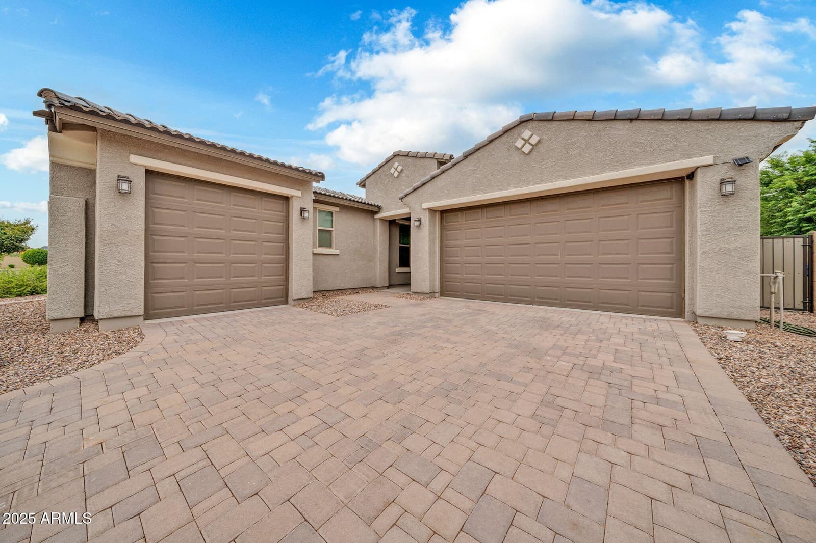 14338 W Redfield Road, Surprise, AZ 85379 — photo 4 of 65