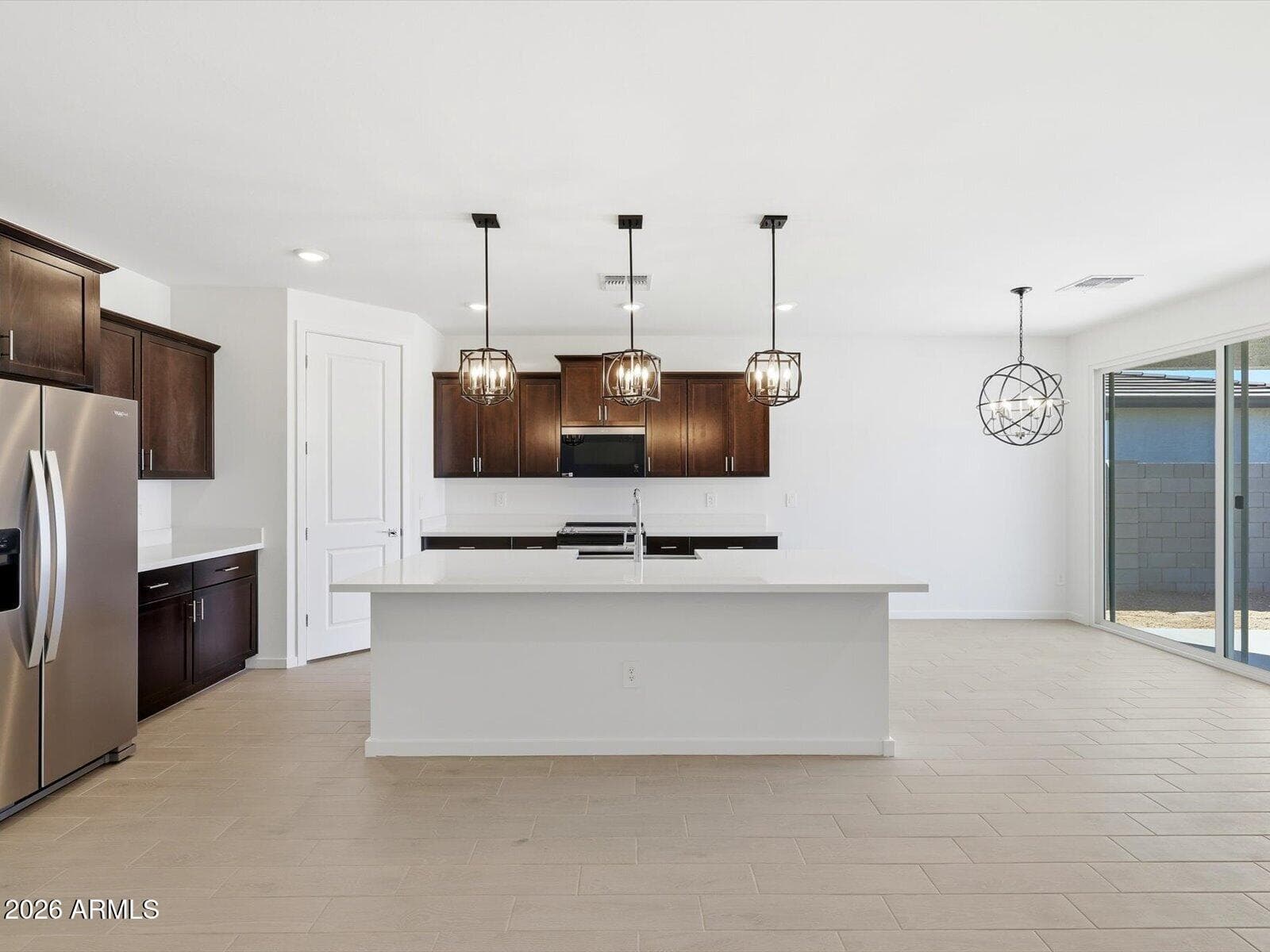 10820 W Jones Avenue, Tolleson, AZ 85353 — photo 5 of 21