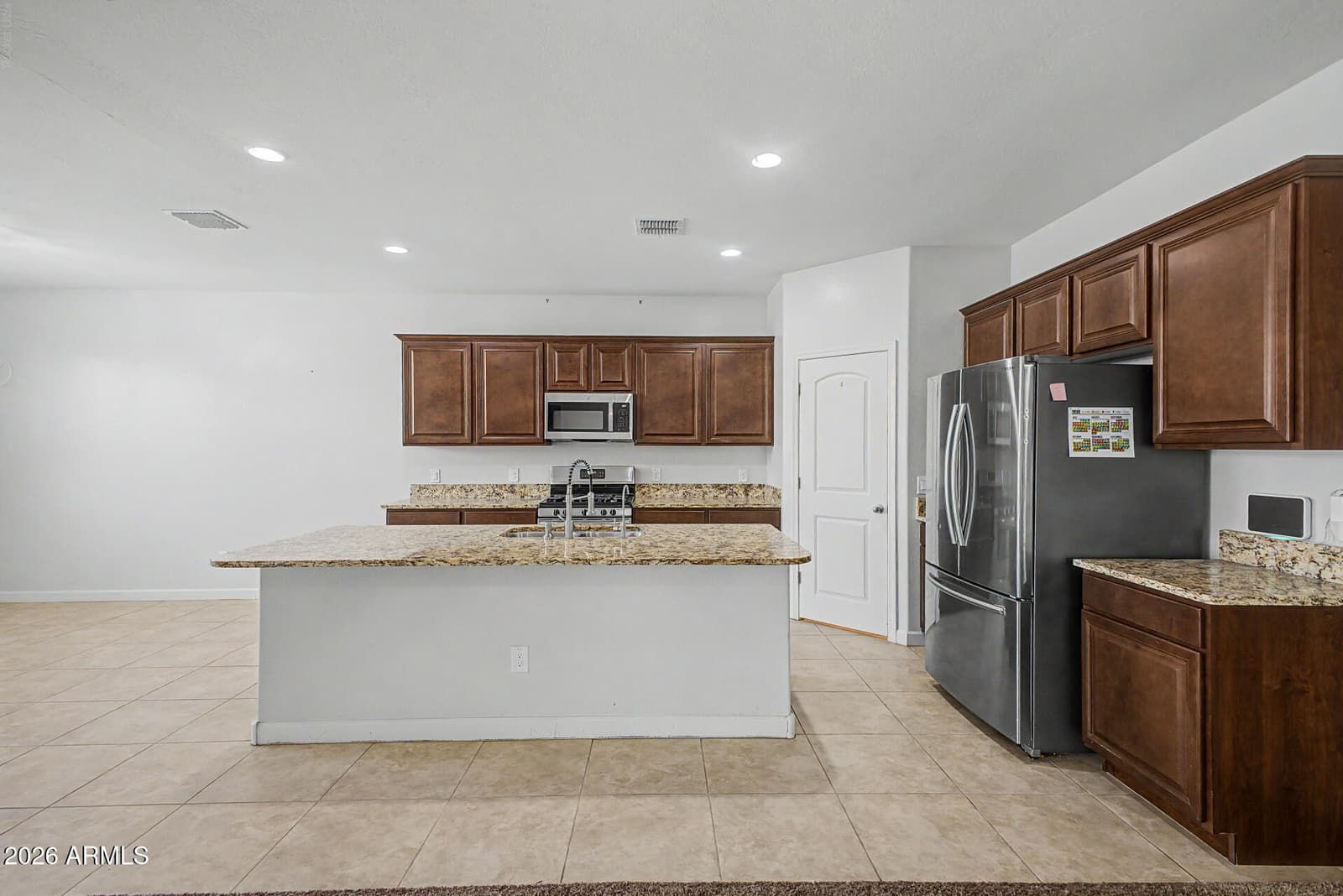 30341 W Columbus Avenue, Buckeye, AZ 85396 — photo 10 of 41