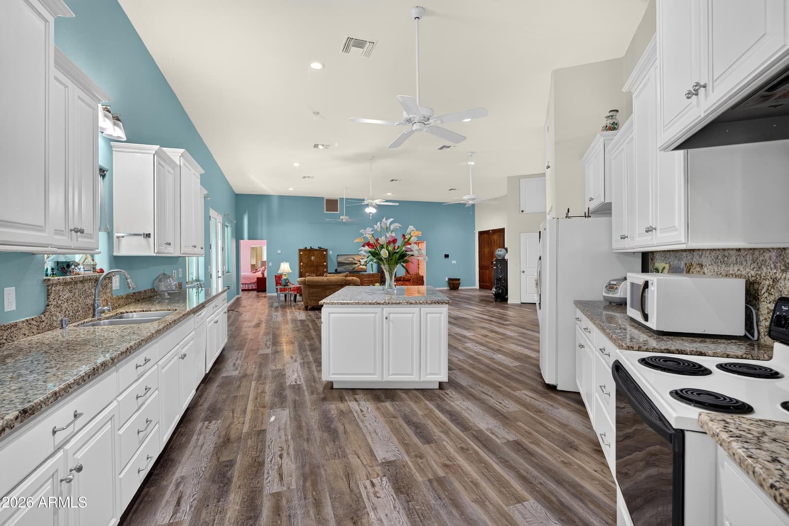 15758 S Maui Circle, Arizona City, AZ 85123 — photo 18 of 50