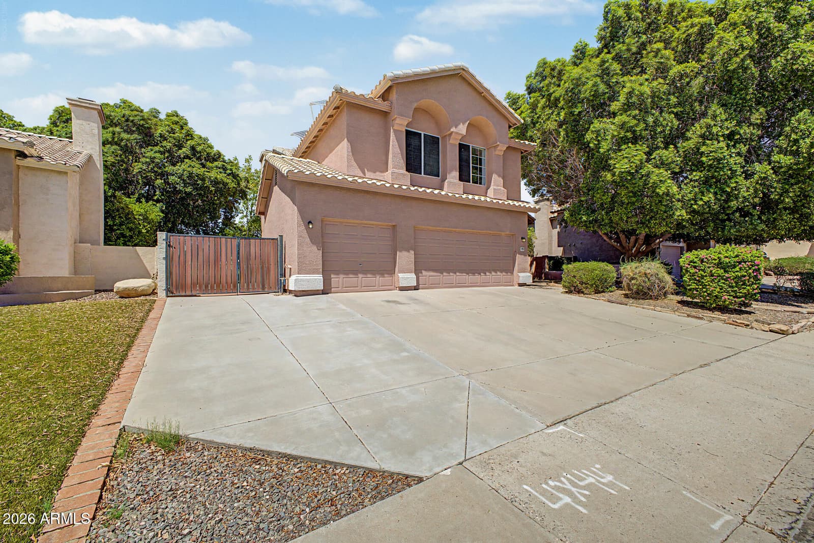 6288 W Rose Garden Lane, Glendale, AZ 85308 — photo 4 of 50