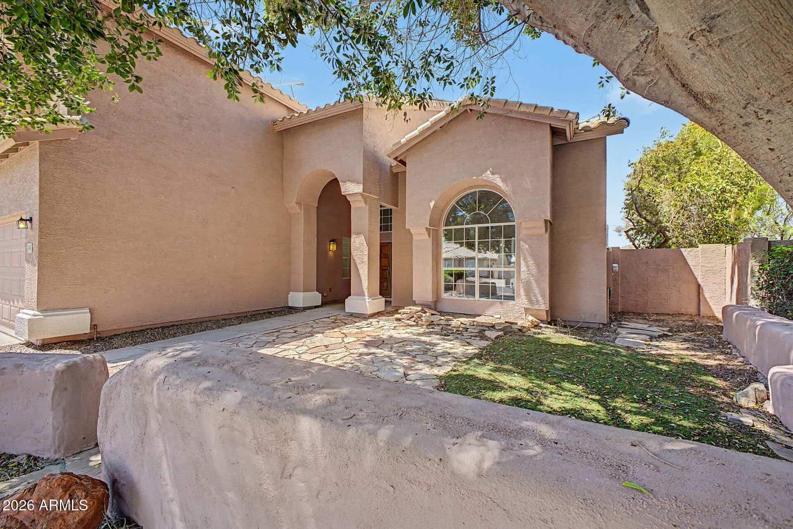 6288 W Rose Garden Lane, Glendale, AZ 85308 — photo 6 of 50