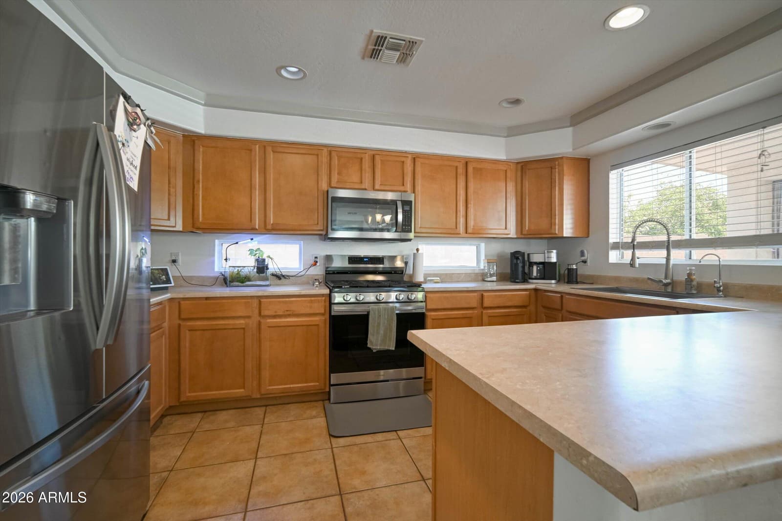 31686 N Bobcat Way, San Tan Valley, AZ 85143 — photo 9 of 35
