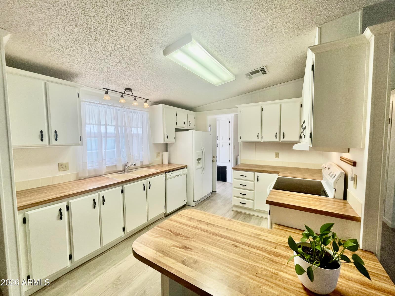 11596 W Sierra Dawn Boulevard 4, Surprise, AZ 85378 — photo 2 of 29