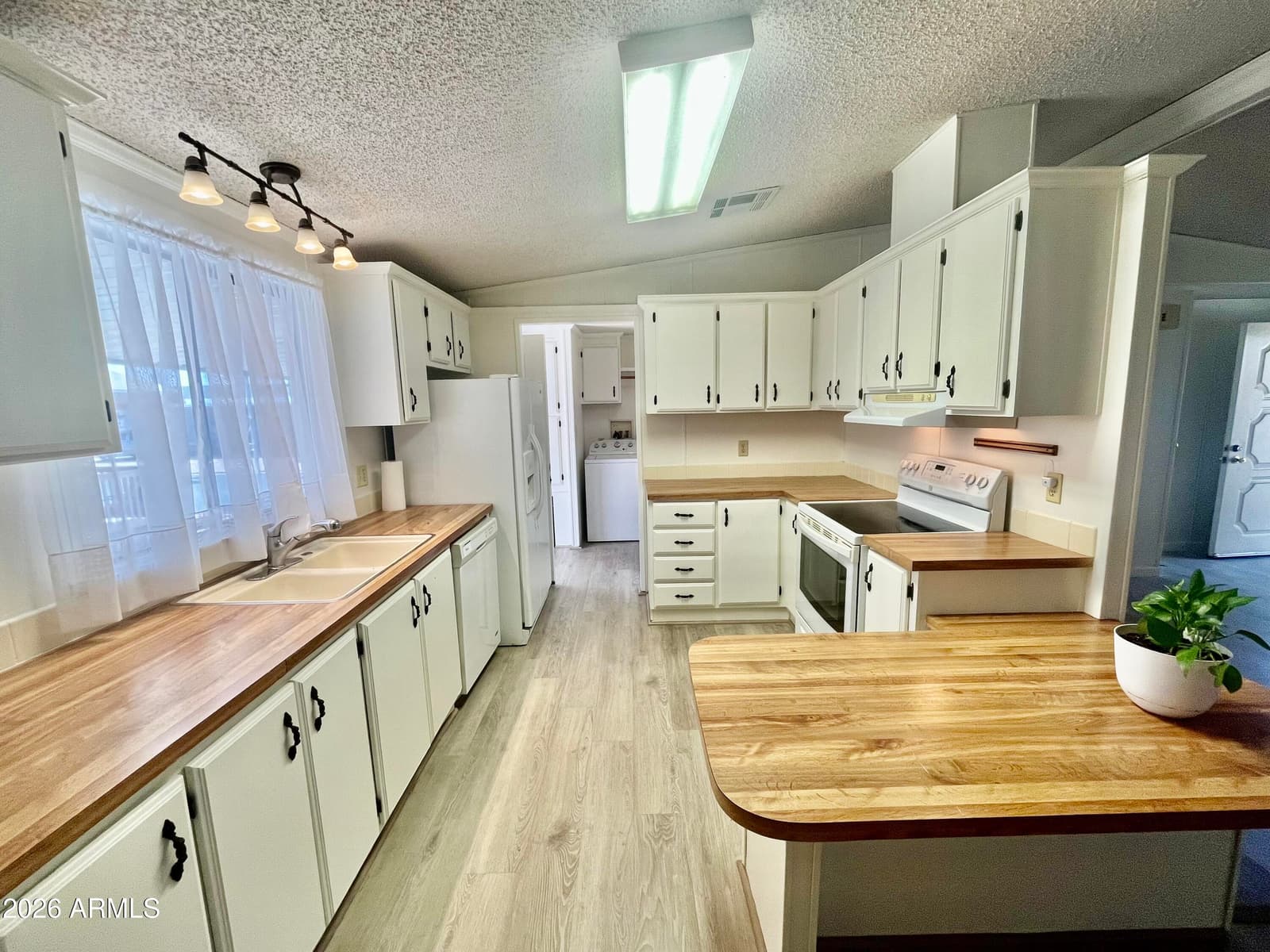 11596 W Sierra Dawn Boulevard 4, Surprise, AZ 85378 — photo 4 of 29