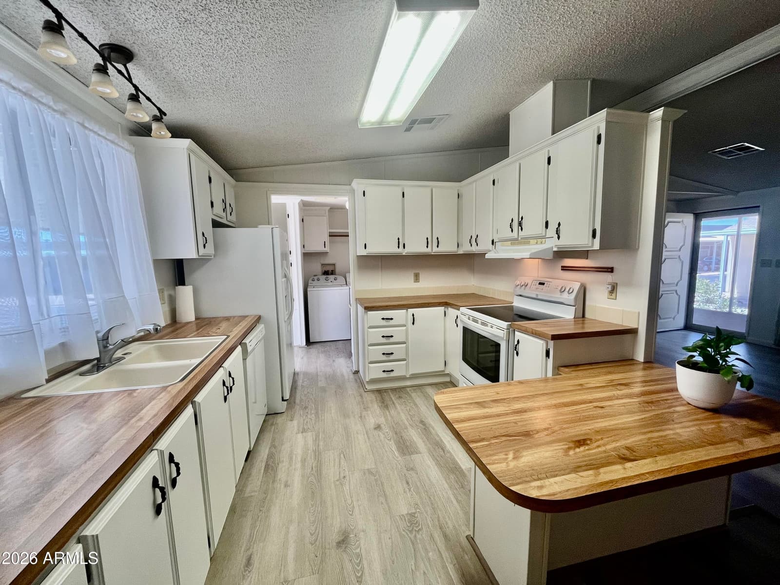 11596 W Sierra Dawn Boulevard 4, Surprise, AZ 85378 — photo 6 of 29
