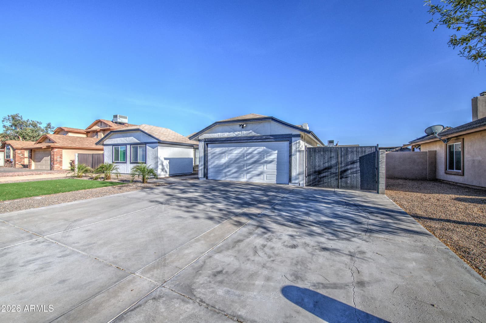 7365 W Sierra Street, Peoria, AZ 85345 — photo 5 of 55