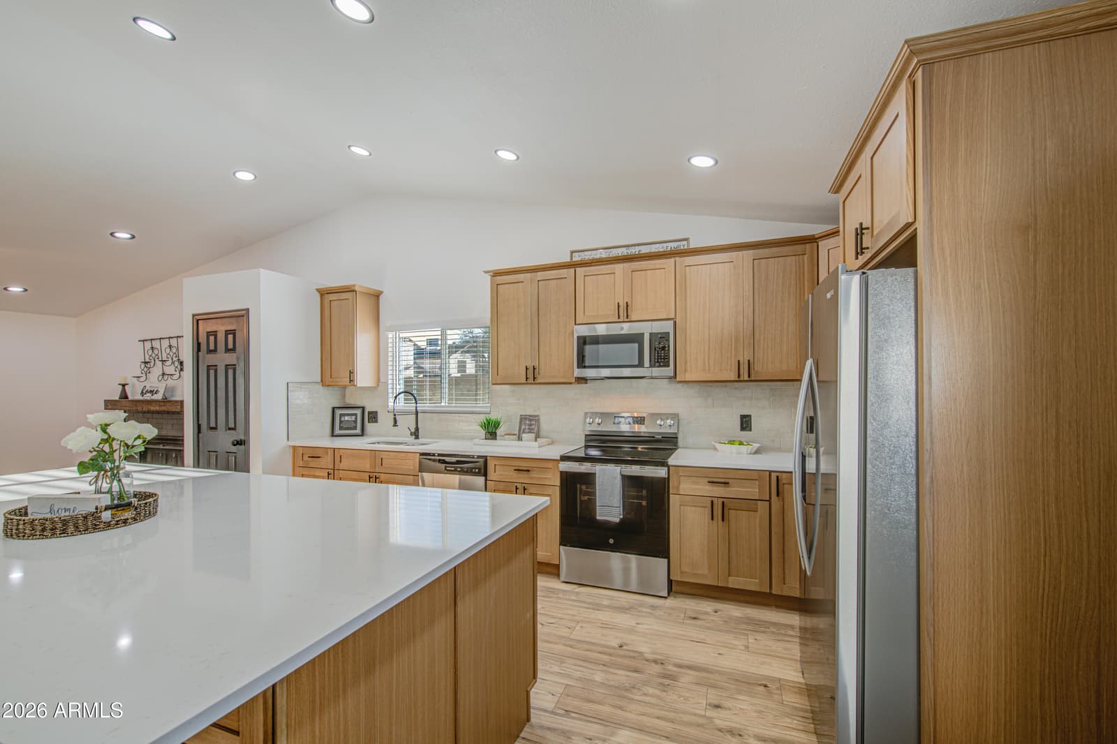 7365 W Sierra Street, Peoria, AZ 85345 — photo 14 of 55