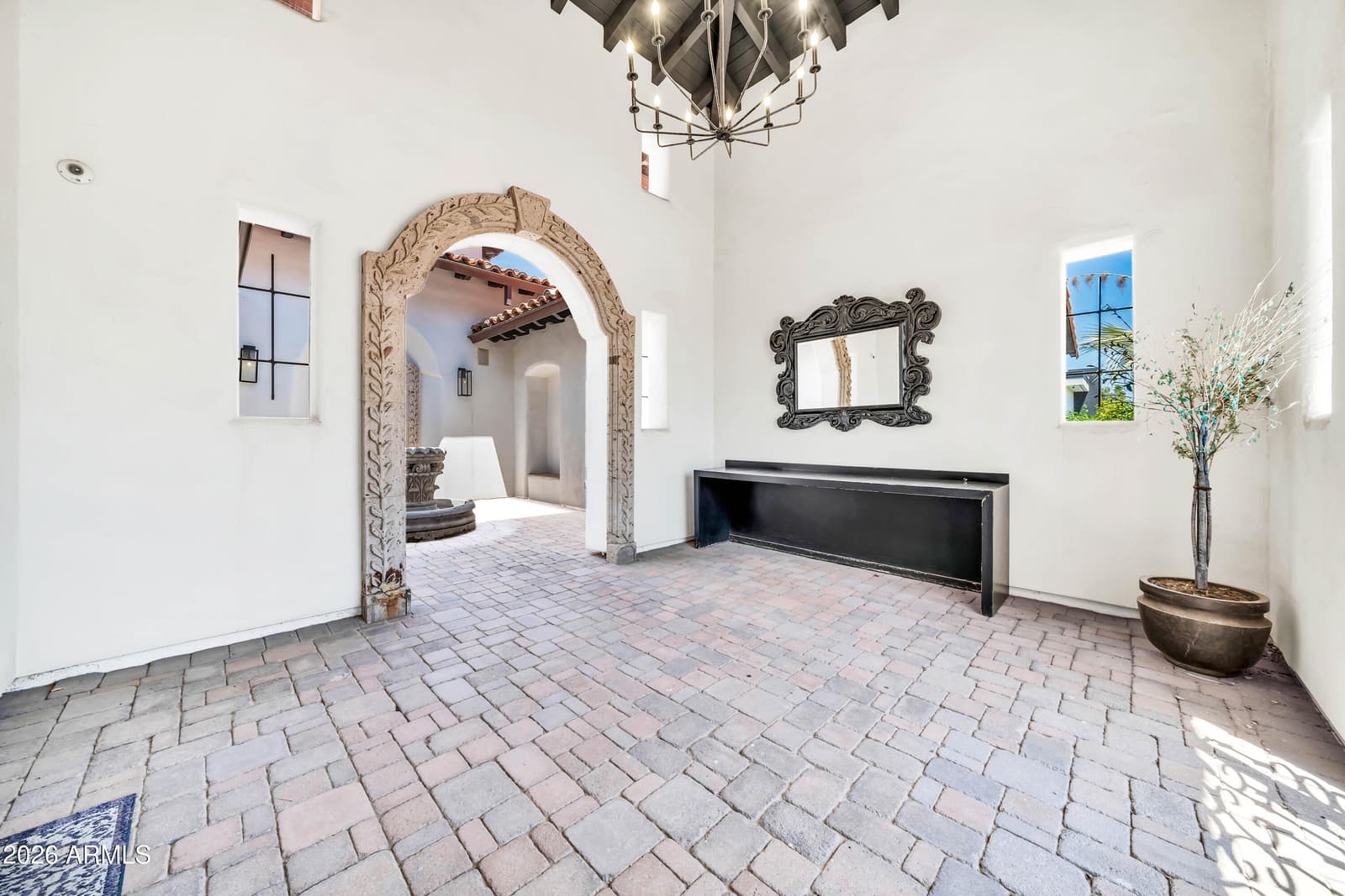 5210 E Via Los Caballos Lane, Paradise Valley, AZ 85253 — photo 3 of 48