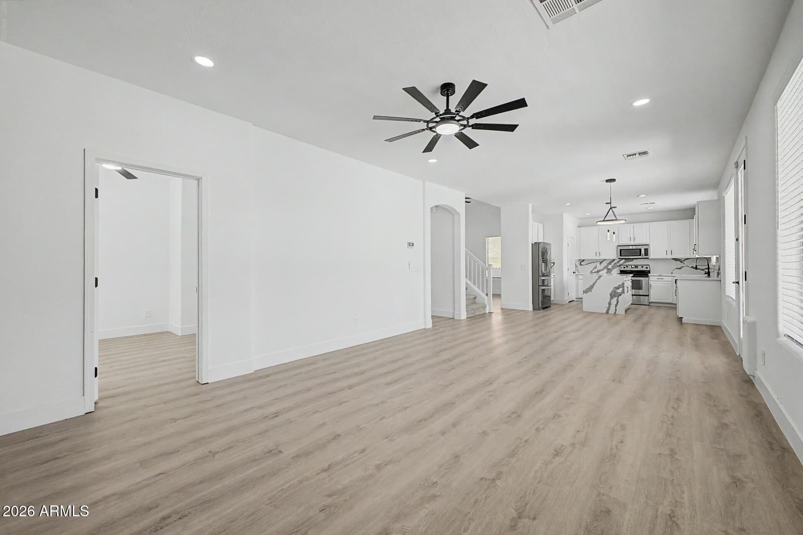 10925 W Davis Lane, Avondale, AZ 85323 — photo 11 of 46