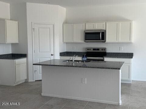 1413 W Walton Avenue, Coolidge, AZ 85128 — photo 4 of 31