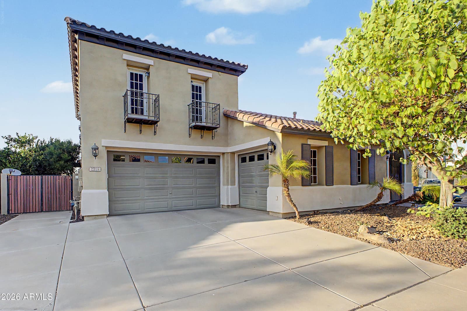2318 E Aster Drive, Chandler, AZ 85286 — photo 1 of 50