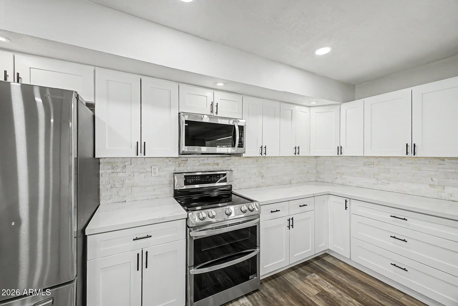 1633 E Wesleyan Drive, Tempe, AZ 85282 — photo 13 of 33