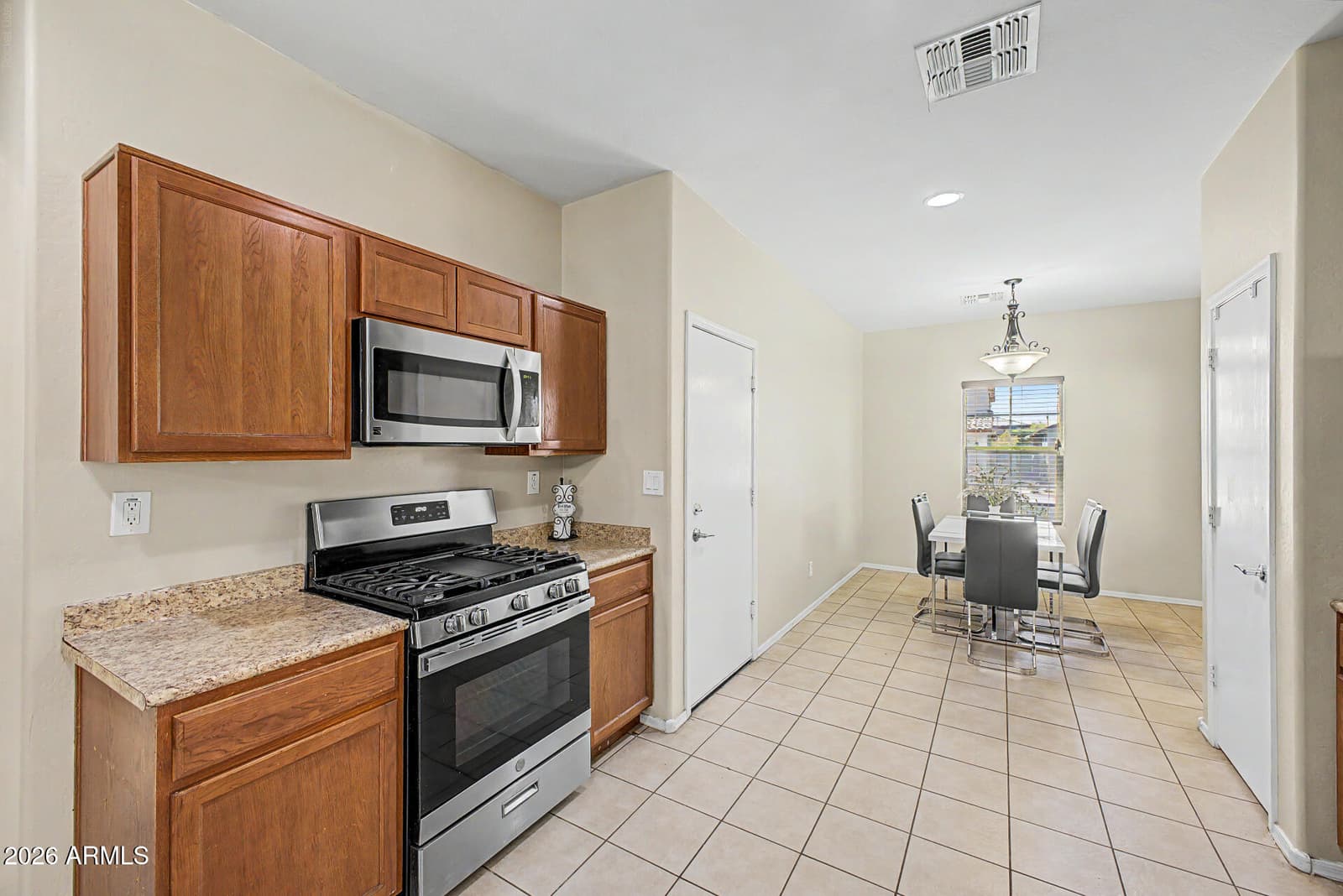 10800 W Cottontail Lane, Peoria, AZ 85383 — photo 8 of 42
