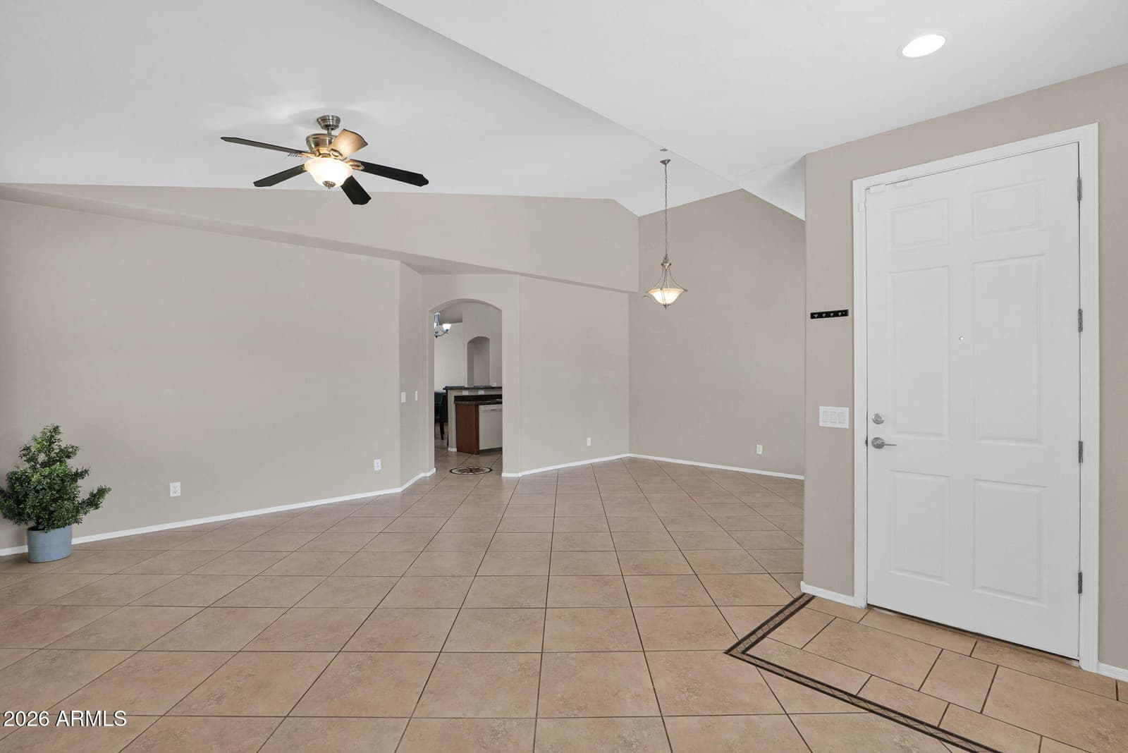 3570 E Coconino Way, Gilbert, AZ 85298 — photo 5 of 39