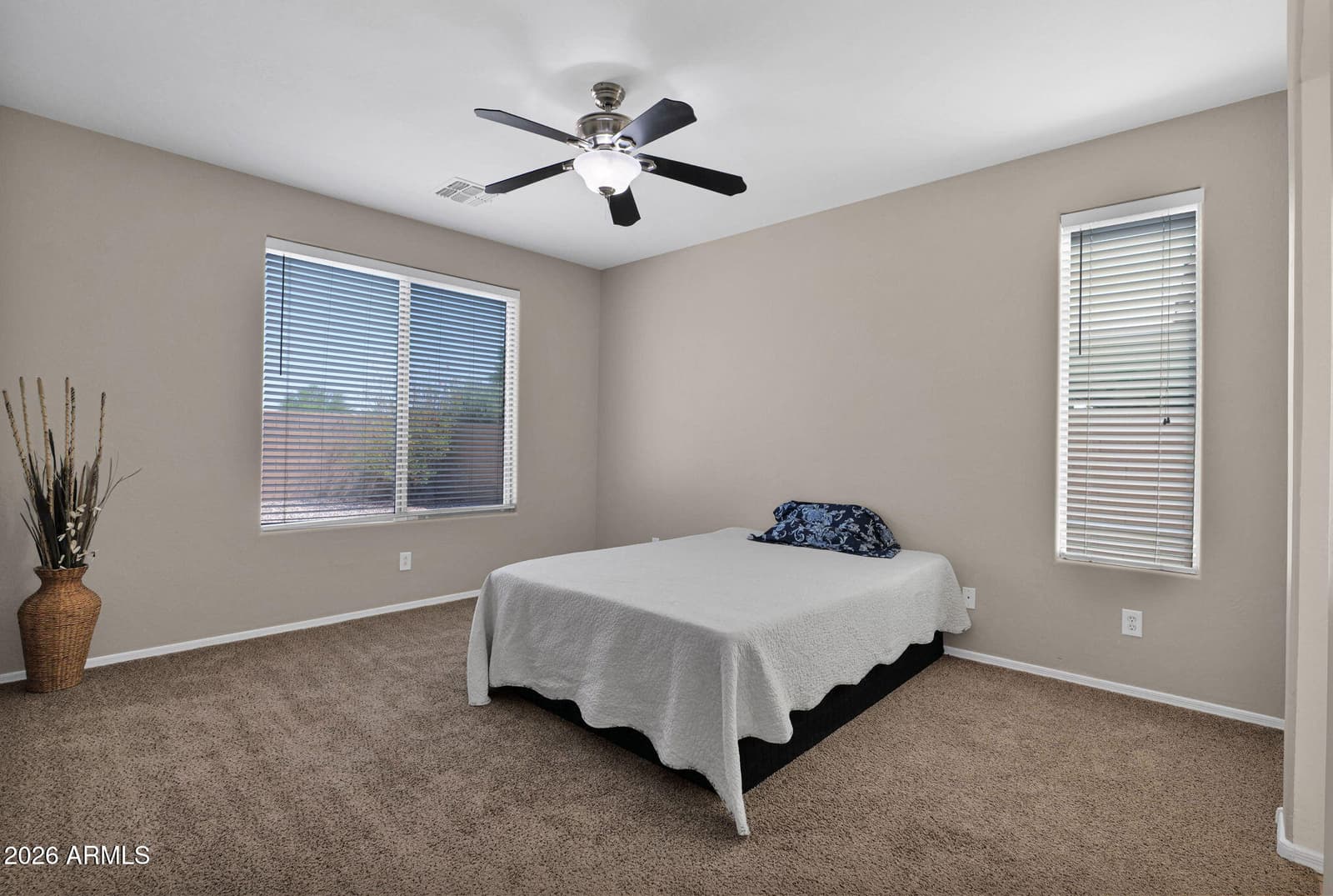 3570 E Coconino Way, Gilbert, AZ 85298 — photo 13 of 39