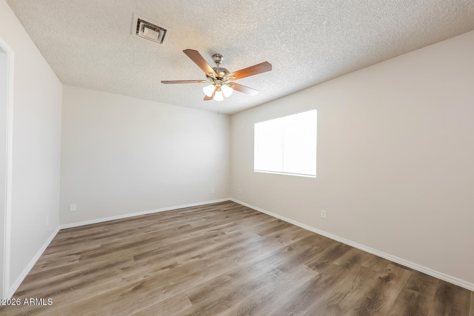 8538 W Columbine Drive, Peoria, AZ 85381 — photo 13 of 26