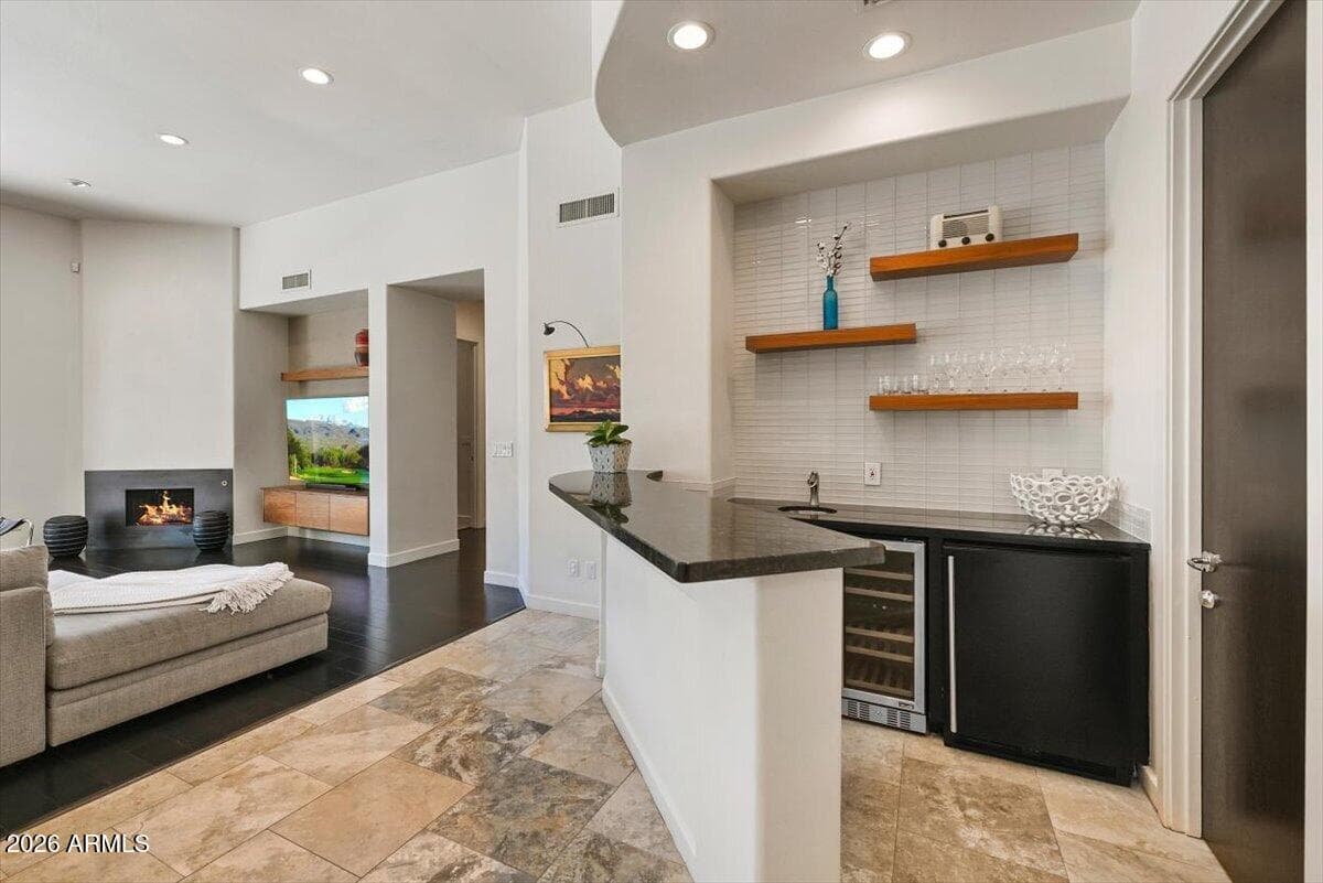7124 E Foothill Drive, Paradise Valley, AZ 85253 — photo 13 of 42