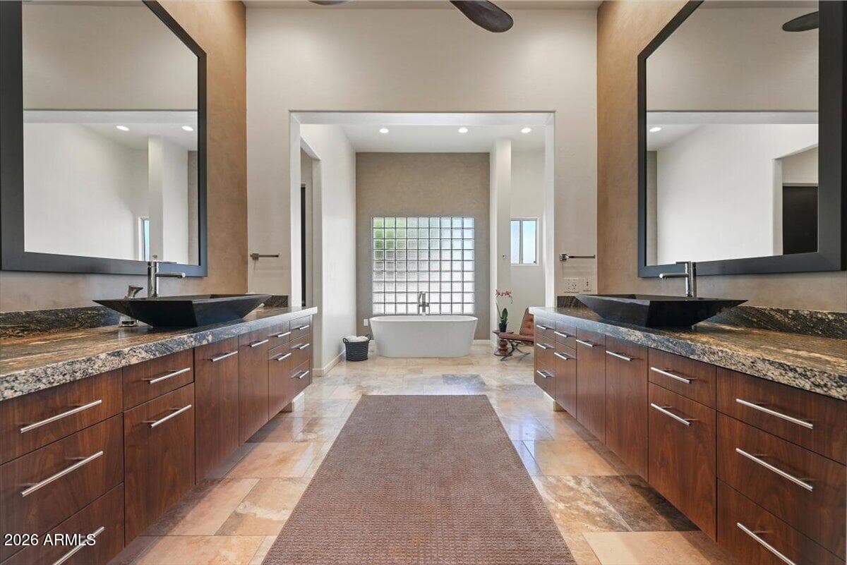7124 E Foothill Drive, Paradise Valley, AZ 85253 — photo 15 of 42