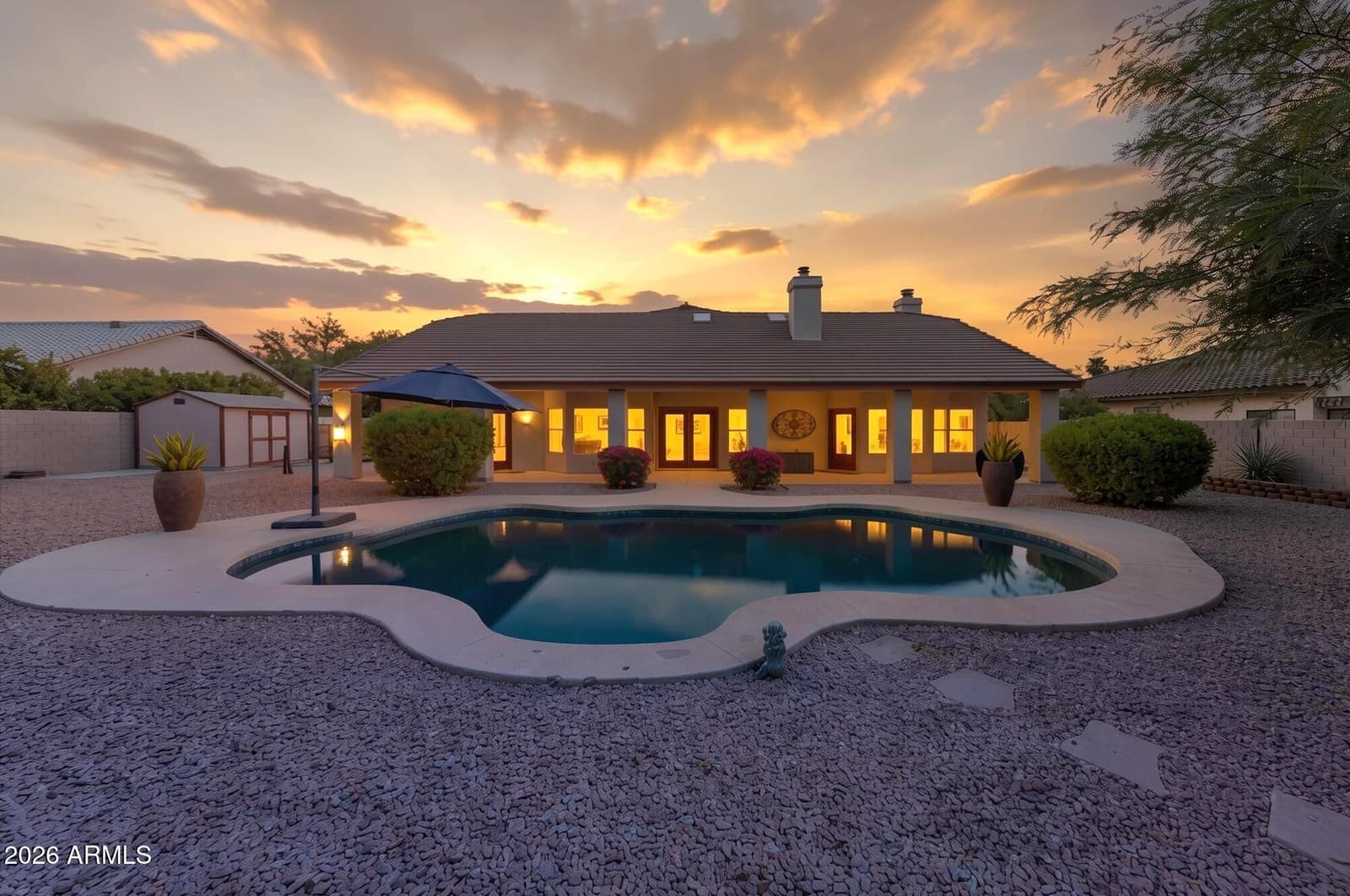 4637 W Misty Willow Lane, Glendale, AZ 85310 — photo 3 of 27
