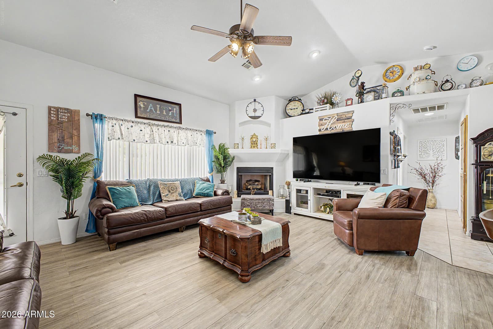 560 Topeka Drive, Wickenburg, AZ 85390 — photo 2 of 30