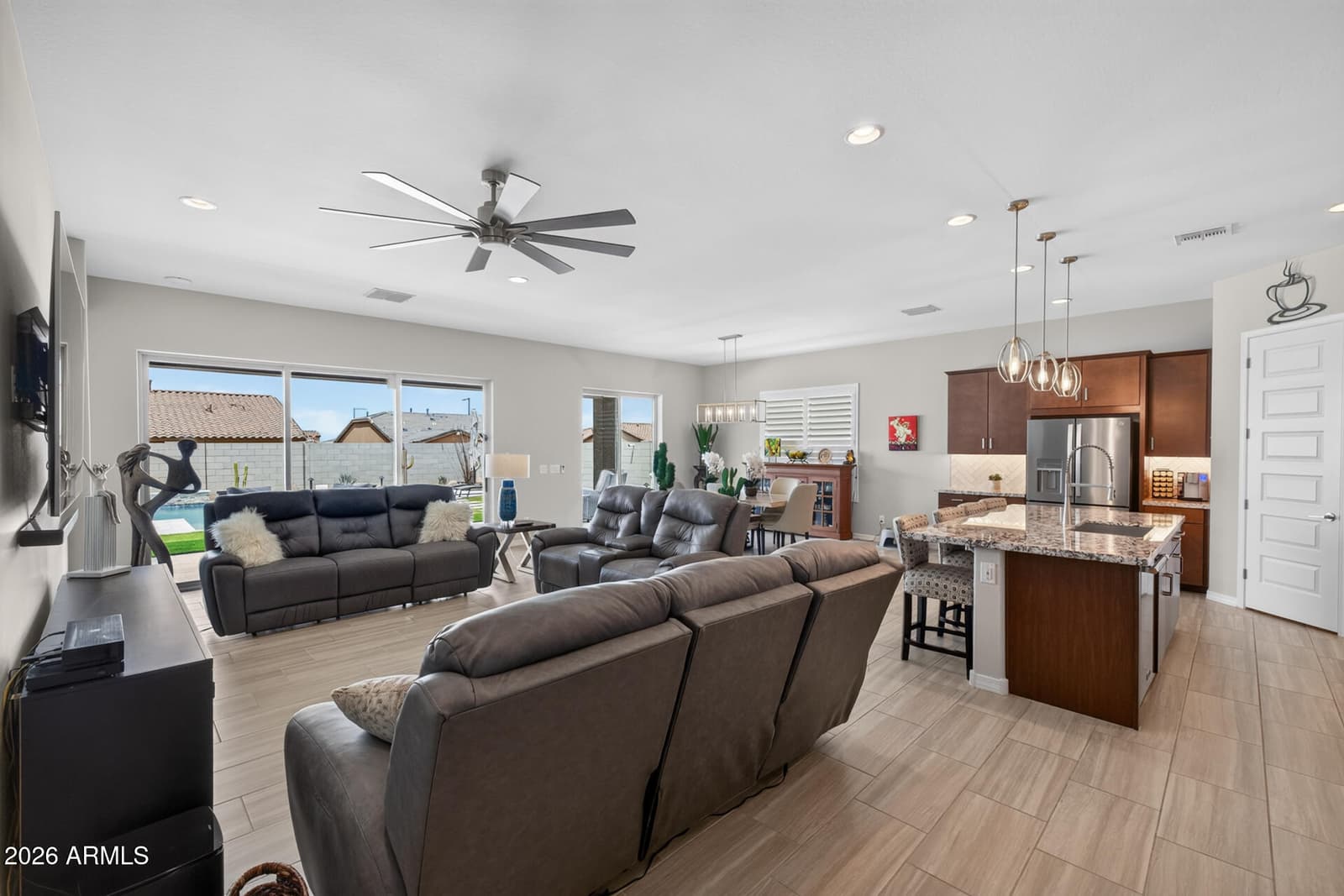 20160 W San Juan Avenue, Litchfield Park, AZ 85340 — photo 9 of 41
