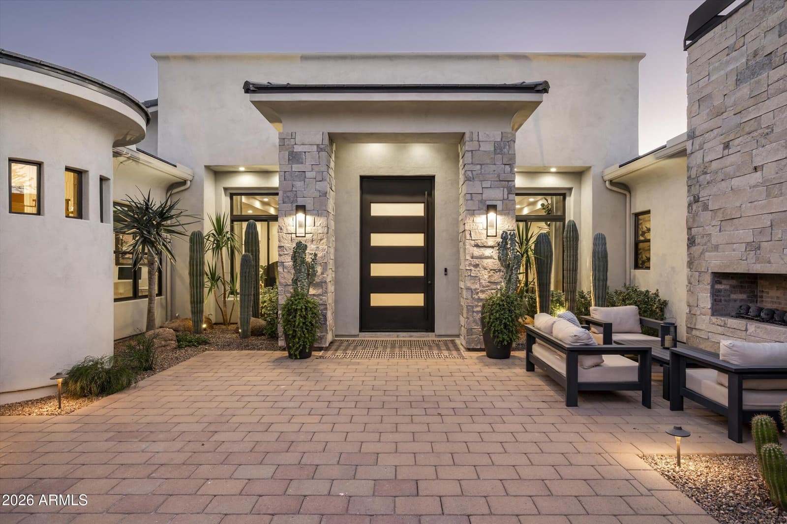 8700 N 55th Place, Paradise Valley, AZ 85253 — photo 3 of 51