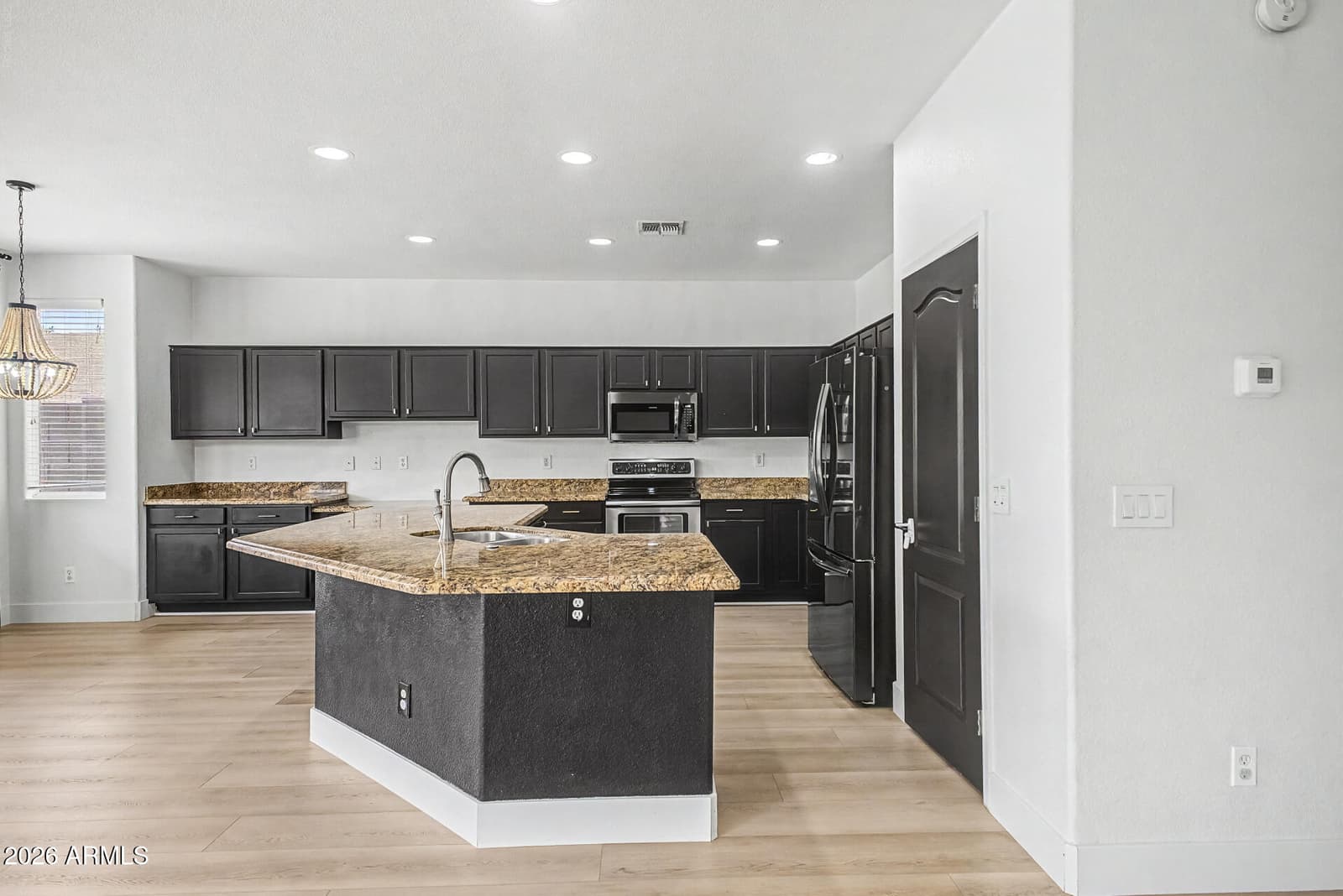 3464 S Ambush Pass Road, Gilbert, AZ 85297 — photo 11 of 48
