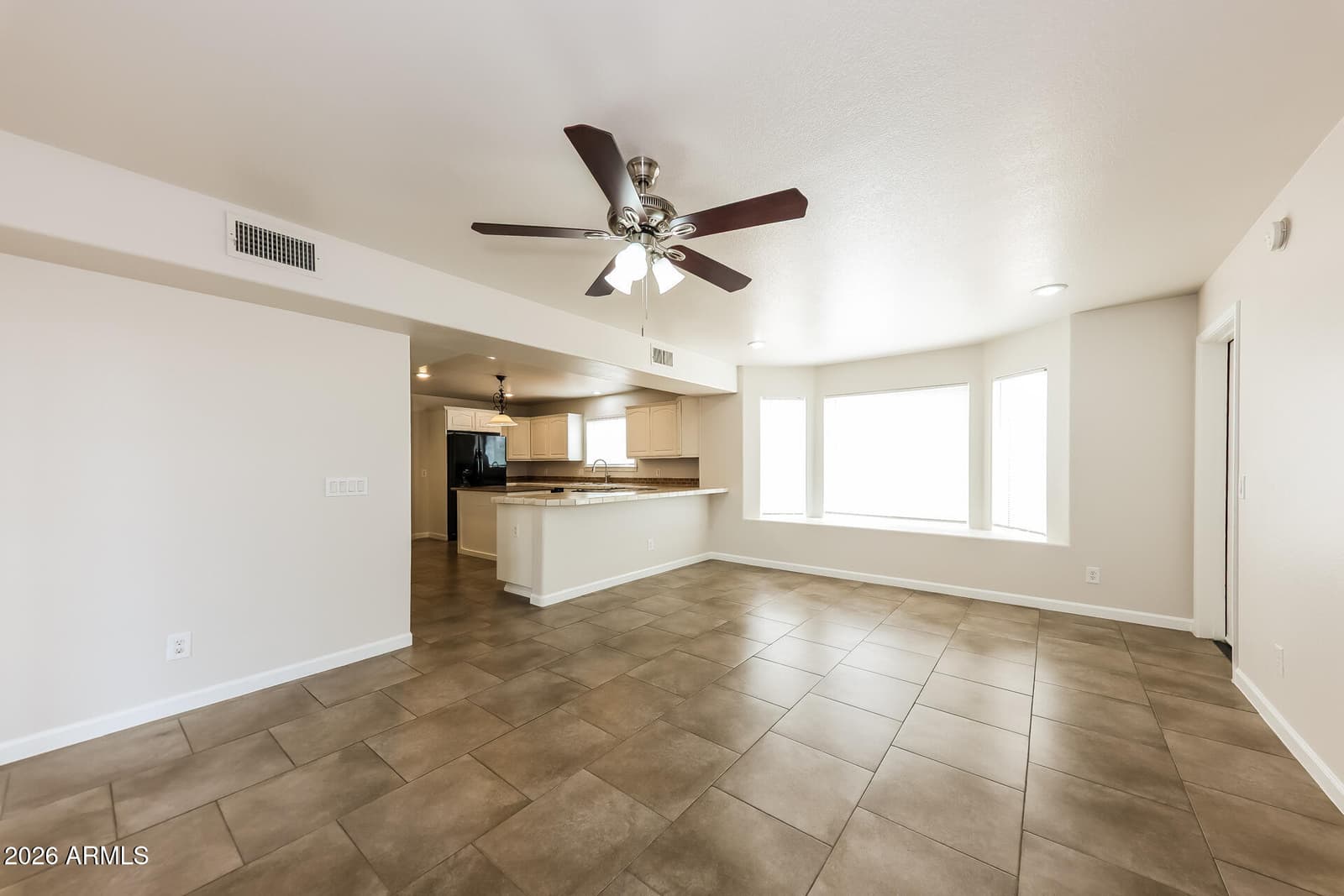10302 N 88th Drive, Peoria, AZ 85345 — photo 9 of 27