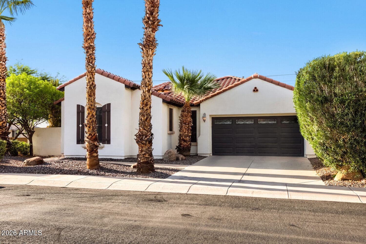 2178 E Wisteria Drive, Chandler, AZ 85286 — photo 2 of 27
