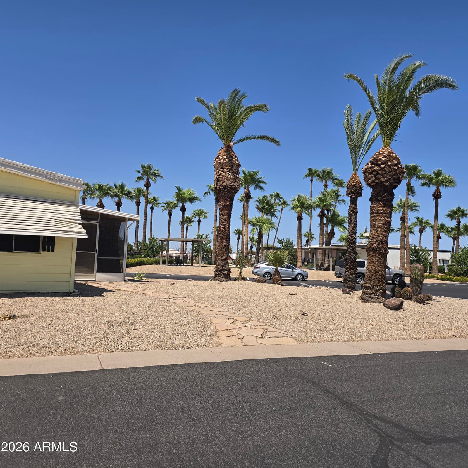 10201 N 99th Avenue 118, Peoria, AZ 85345 — photo 2 of 14