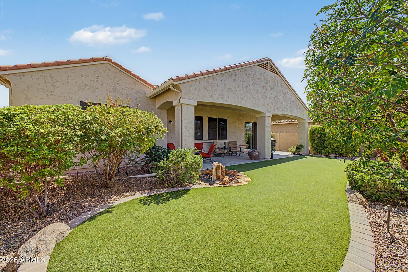 2730 E Indian Wells Drive, Gilbert, AZ 85298 — photo 4 of 37