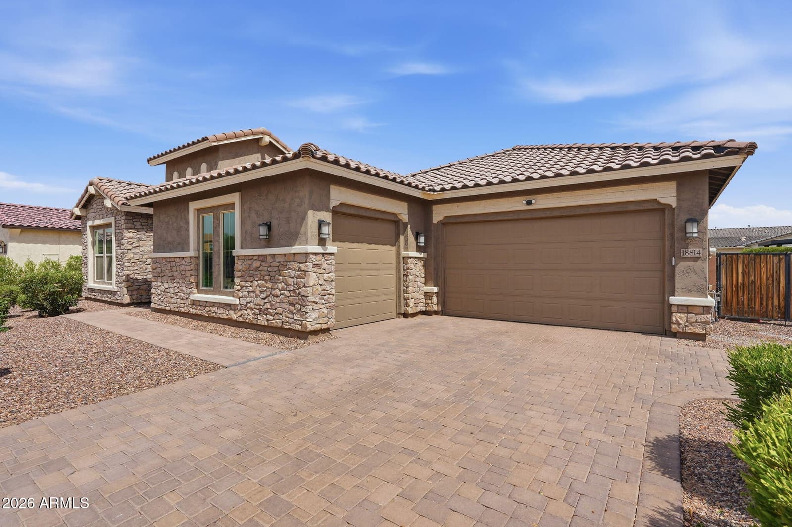 18814 E Walnut Drive, Queen Creek, AZ 85142 — photo 2 of 34