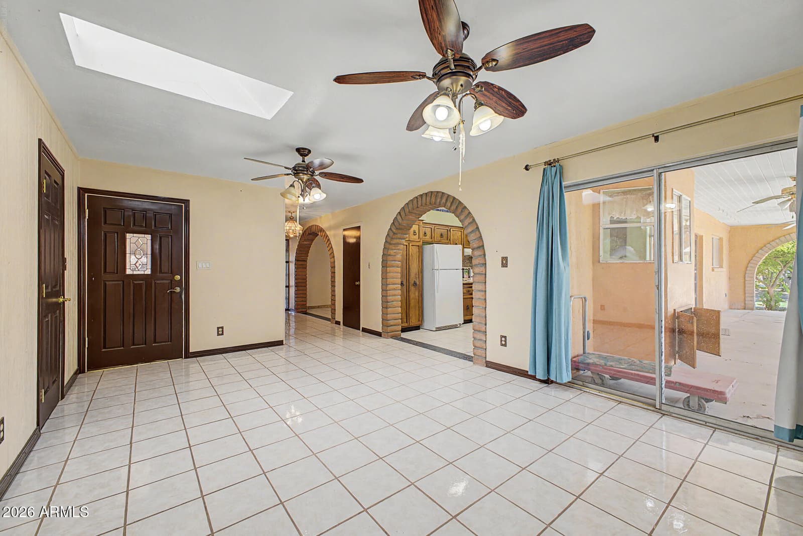 10517 W Catalina Drive, Avondale, AZ 85392 — photo 13 of 53
