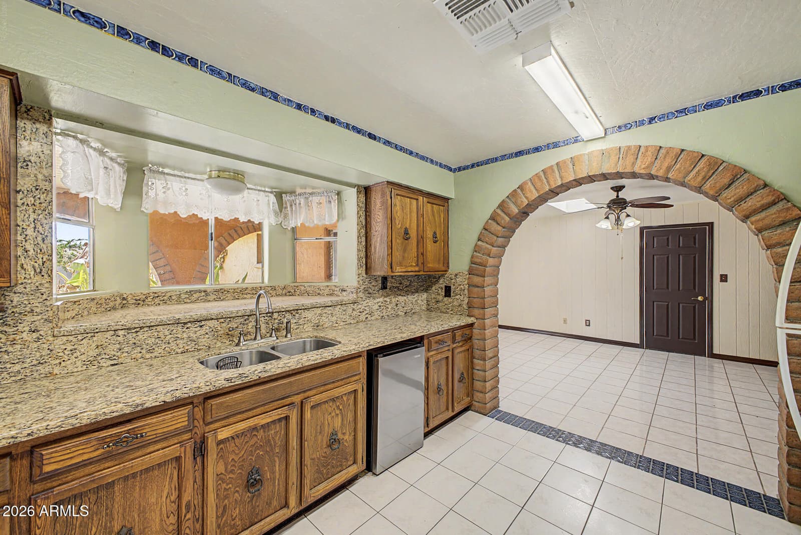 10517 W Catalina Drive, Avondale, AZ 85392 — photo 17 of 53