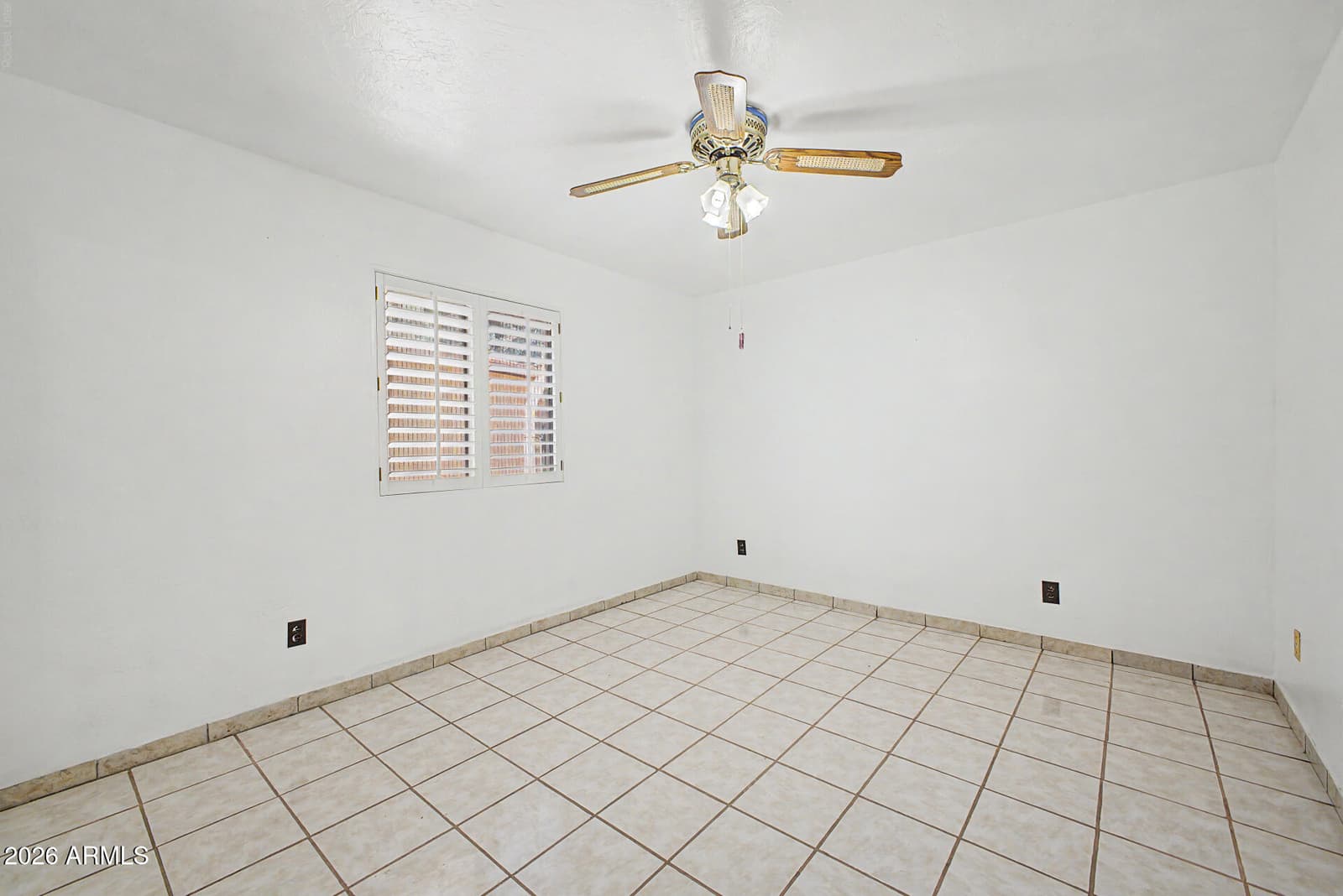 10517 W Catalina Drive, Avondale, AZ 85392 — photo 24 of 53
